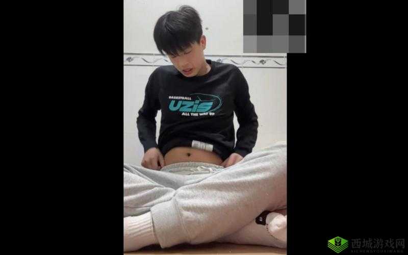 体育生和小可爱:食量惊人的日常